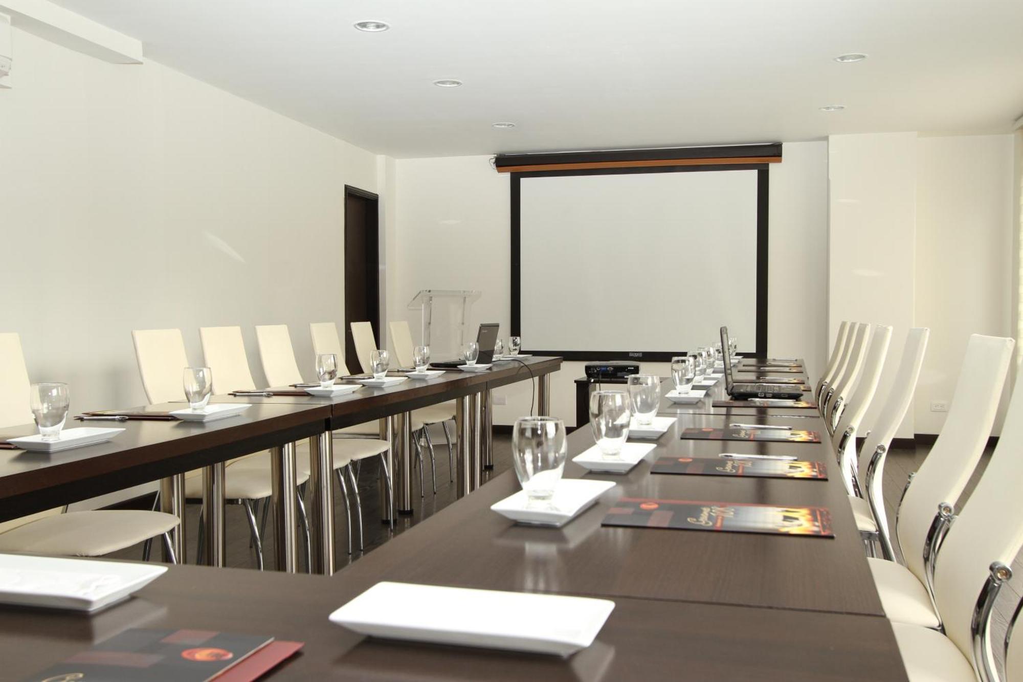 Hotel Suites 108 โบโกตา ภายนอก รูปภาพ