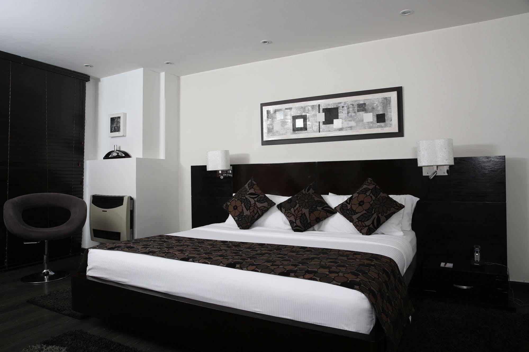 Hotel Suites 108 โบโกตา ภายนอก รูปภาพ