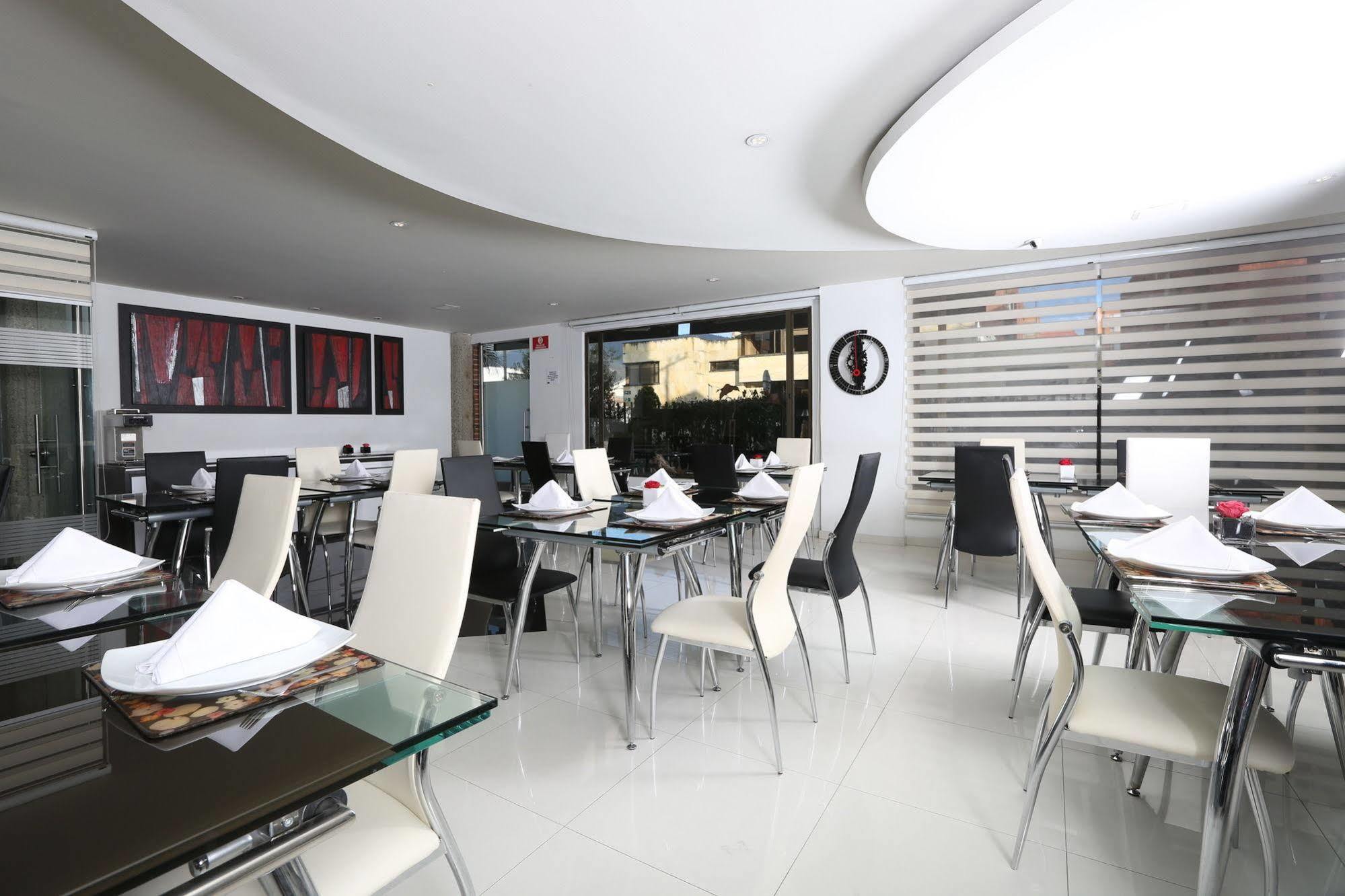 Hotel Suites 108 โบโกตา ภายนอก รูปภาพ